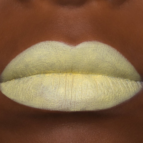 Jeffree Star Easter Sunday Velvet Trap Lipstick - Picture 4 of 7